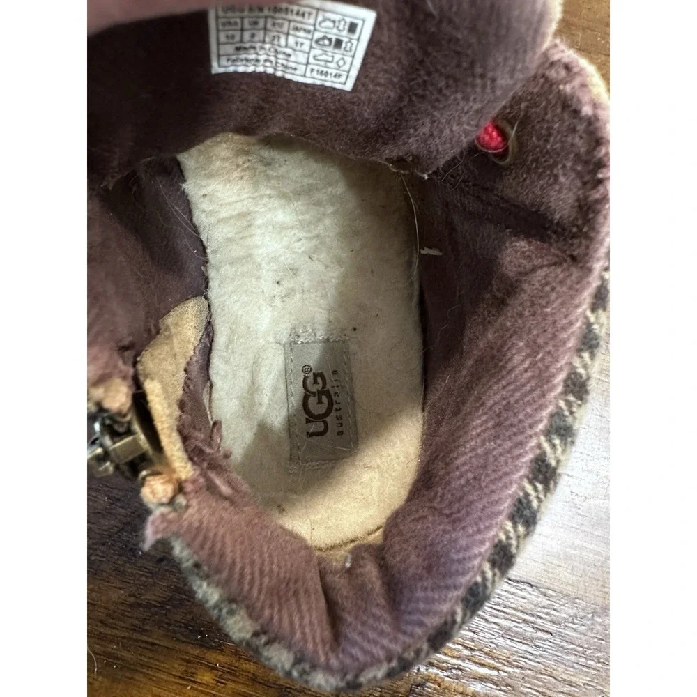 UGG australia kids
